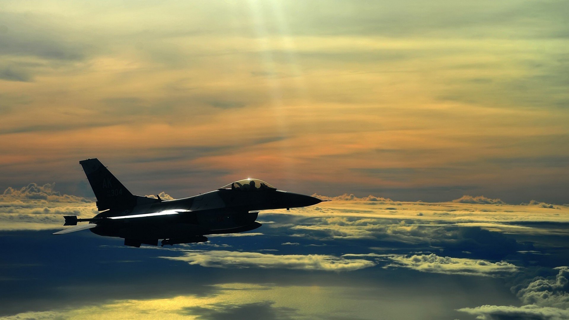 国际热身赛中国青年队惨败 球迷热议换人策略，国家队热身赛